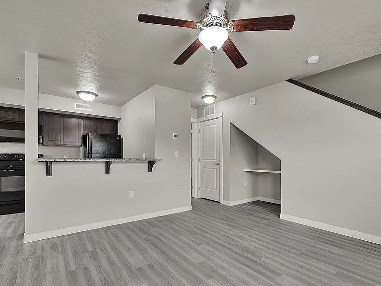 Centerpoint Townhomes — Photo 23