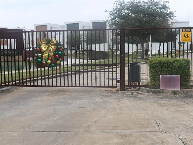 5403 Tocayo Pl — Photo 36