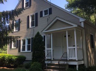 10 Simscroft Rd, Simsbury, CT 06070