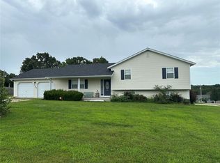 15390 Top Dr, Saint Robert, MO 65584