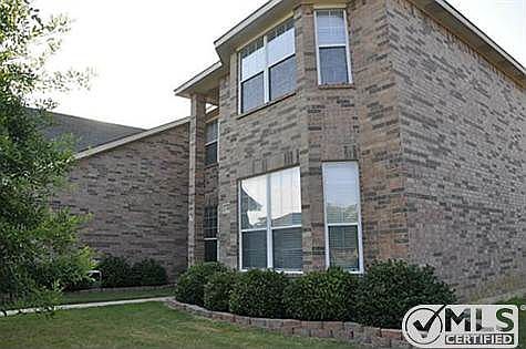 1st image of 419 Hidden Springs Dr
