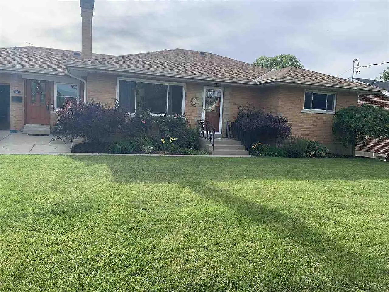 67 Edgewood Dr photo 1