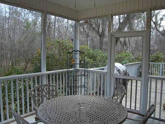 Screened Porch