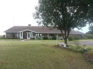 300 Memorial Dr, Perry, OK 73077