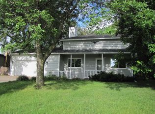 2505 Rosewood Ln N, Plymouth, MN 55441