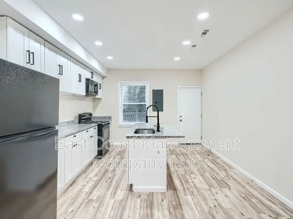 3028 Chelsea Ter, Baltimore, MD 21216