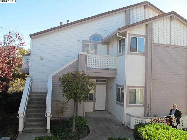 1st image of 296 Sorrento Ct #296