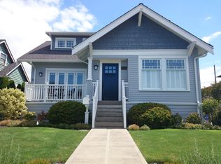 4042 44th Ave SW, Seattle, WA 98116