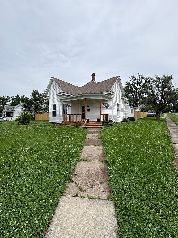 227 E California Ave - Property Image