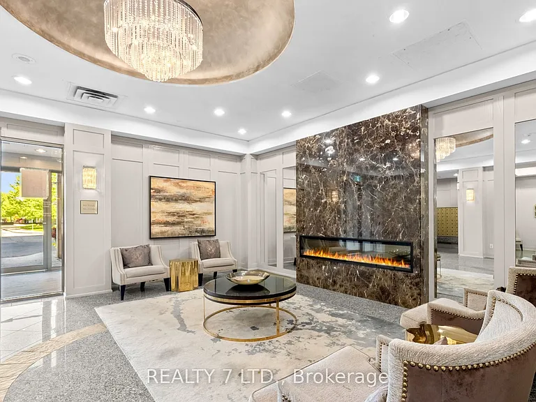 9 Northern Heights Dr #216 — Photo 6