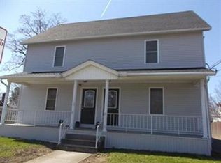 48 Hamilton St #2, Chicopee, MA 01020