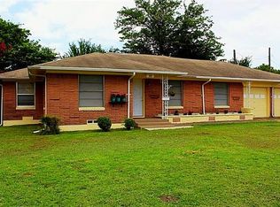 128 W 8th St, Lancaster, TX 75146