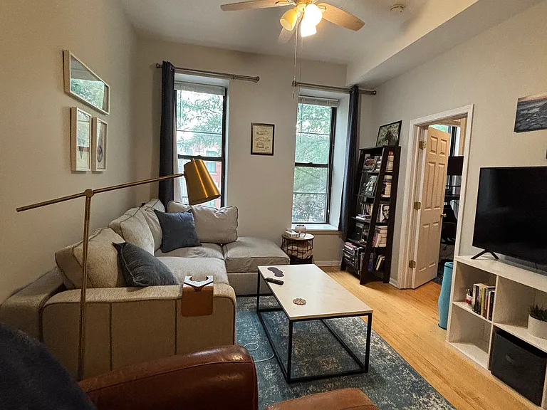 857 N Marshfield Ave #2 — Photo 7