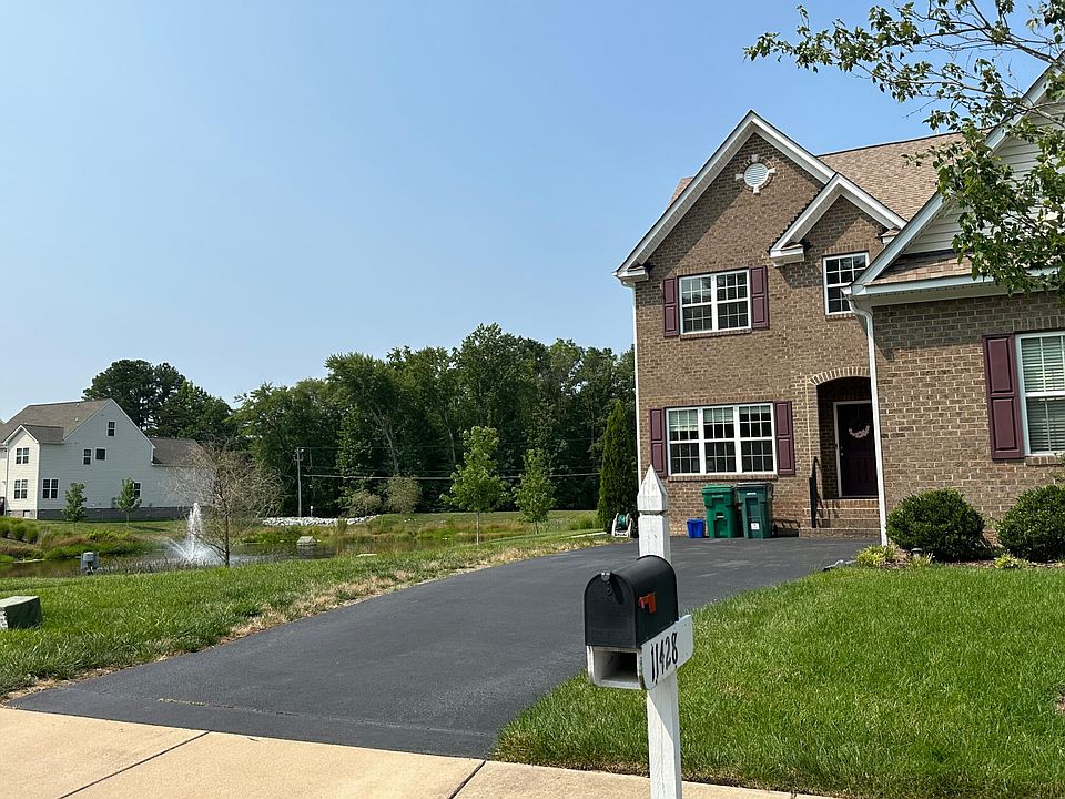 1st image of 11428 Sadler Walk Ln