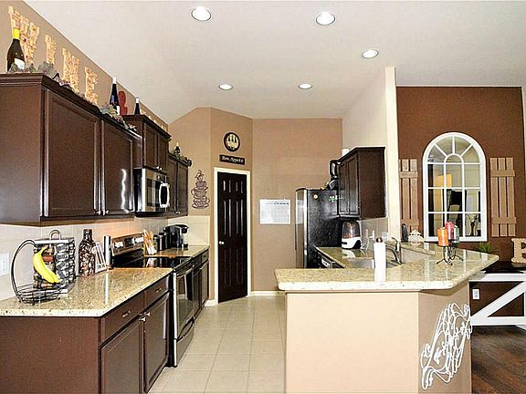 5th image of 14203 Long Meadow Dr