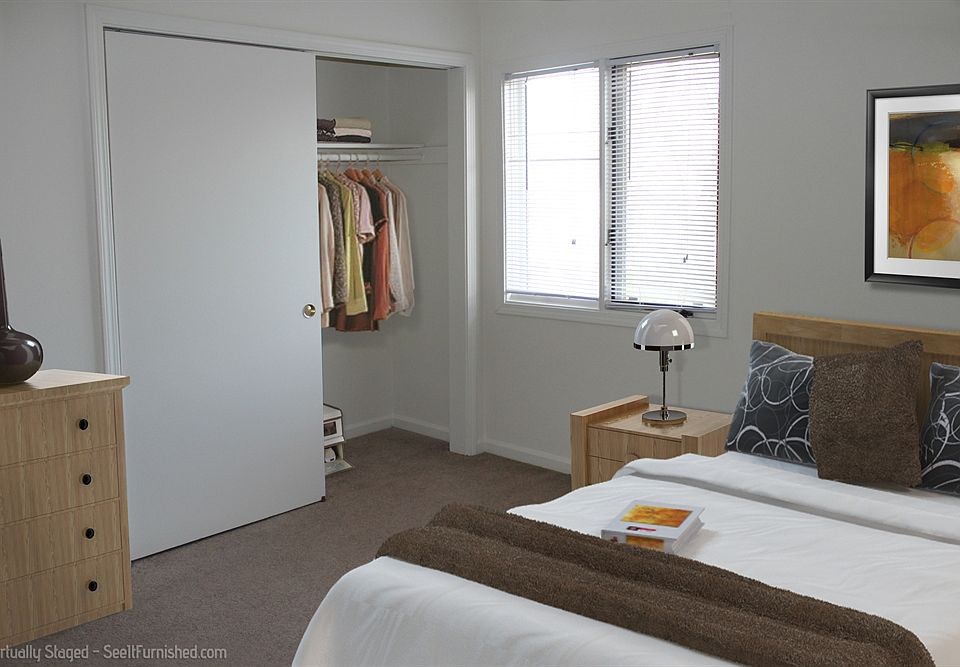 2nd image of 600 Nelson Cir