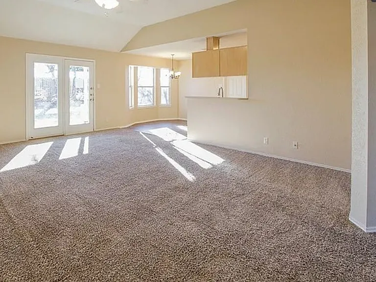 4510 Hondo Dr — Photo 5