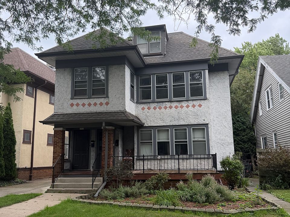 1st image of 3958 N Prospect Ave #2