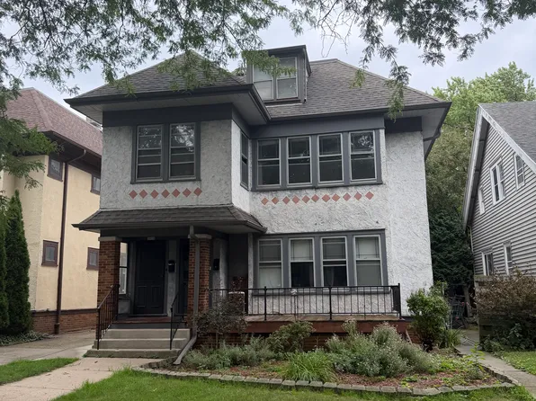 3958 N Prospect Ave #2, Milwaukee, WI 53211