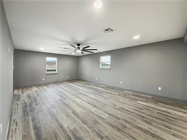 Building Photo - 4870 Francis Dr