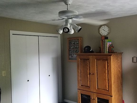 1st floor bedroom/office