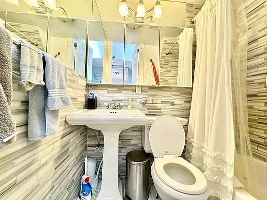 Rented by DALLAL | media 29