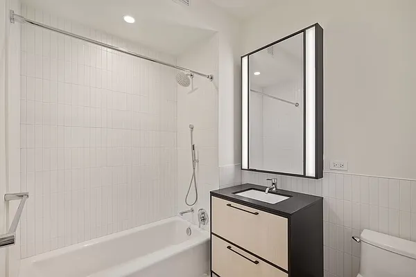 Rented by Living New York | media 30