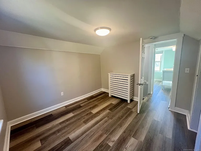 8 Burgeville Ct — Photo 12