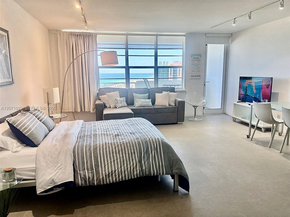1st image of 100 Lincoln Rd #1546