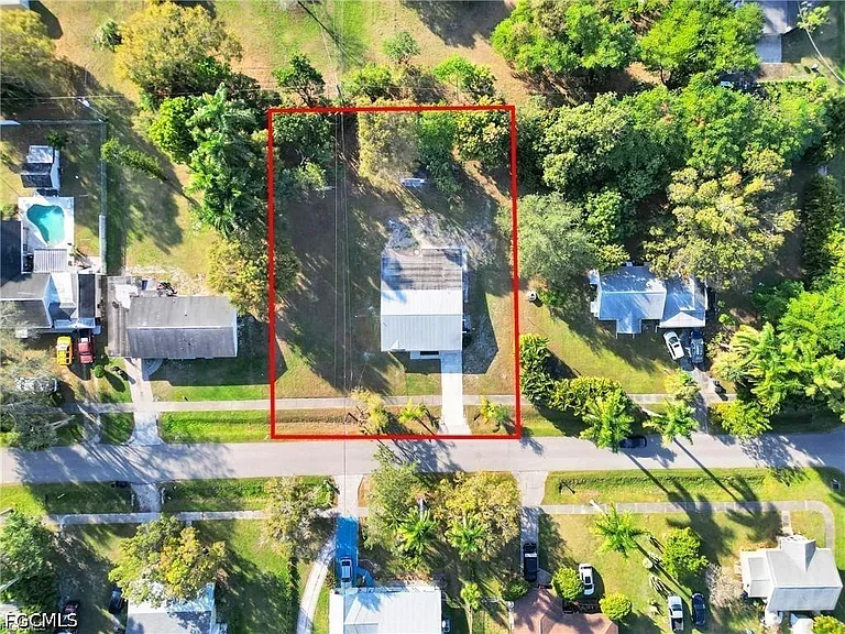 356 New York Dr — Photo 3