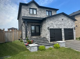12 Majesty Blvd, Barrie, ON L4M7K3