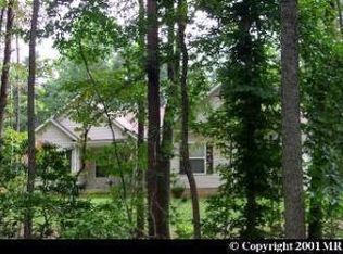 296 Hartlake Dr, Fredericksburg, VA 22406