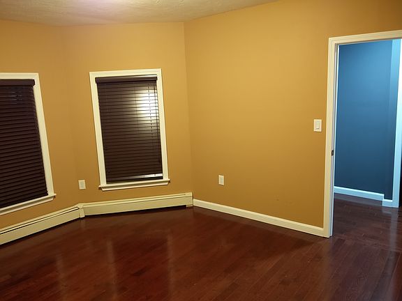 5th image of 96 Wheeler Ave #2