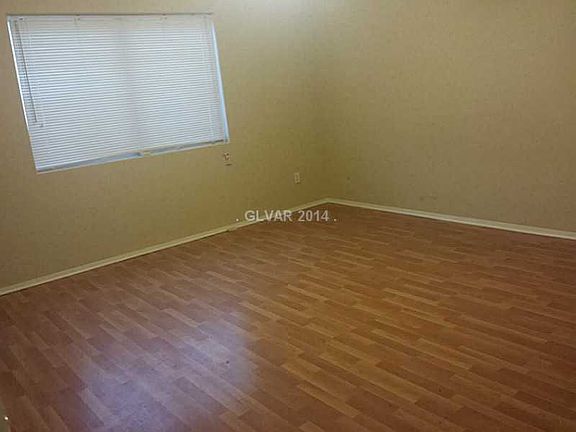 4th image of 5428 Pepperpike Ave