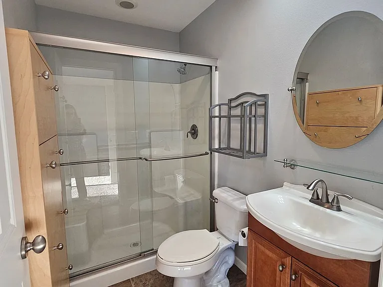 12835 Cedar Ave NW — Photo 10