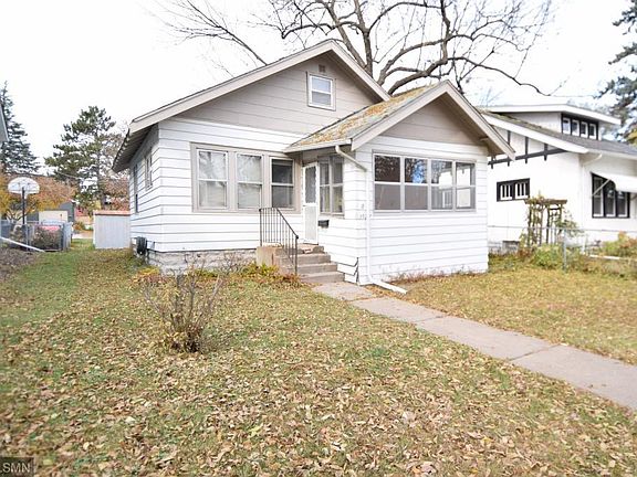 3rd image of 3927 Washburn Ave N