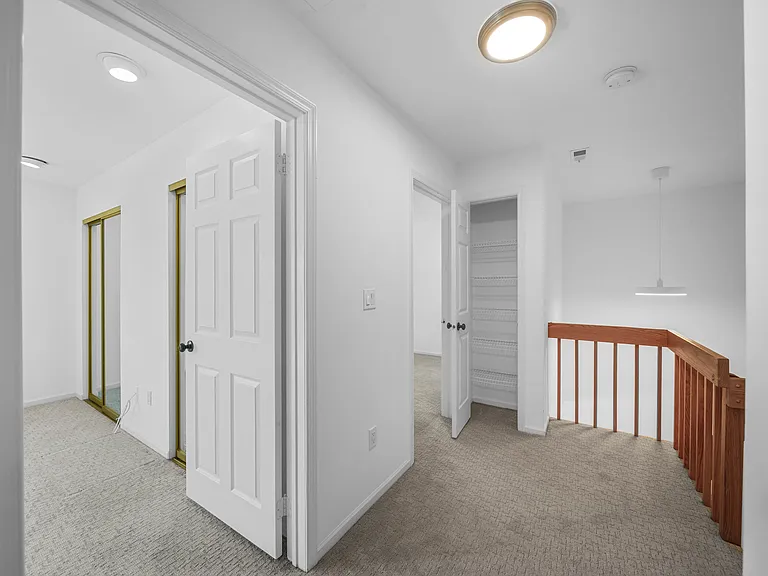 764 Charles Ct — Photo 21