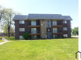 3631 N Rockton Ave #102, Rockford, IL 61103