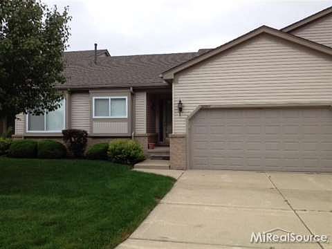 1st image of 28907 Sugarberry Dr