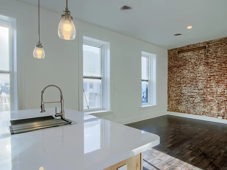 923 N 3rd St #1 — Photo 1