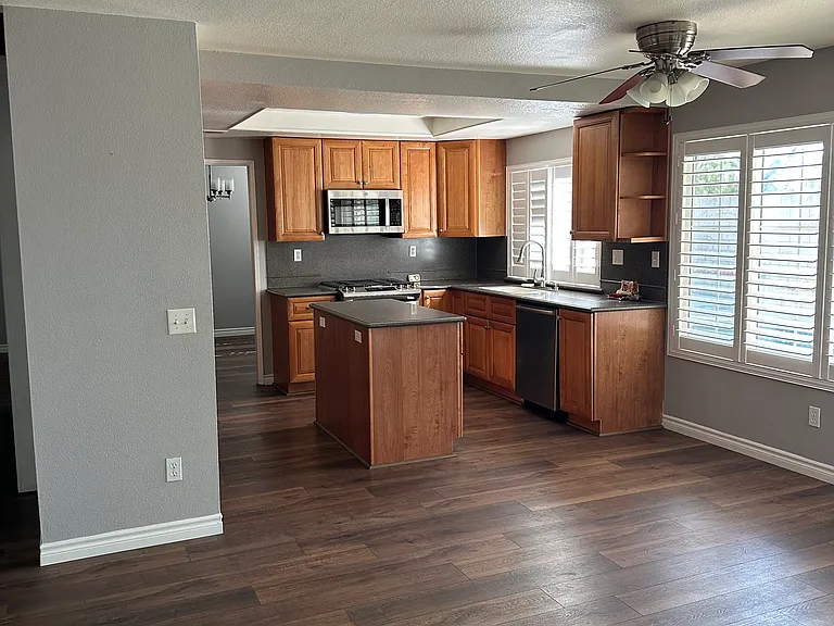 9081 Mandarin Ln — Photo 8