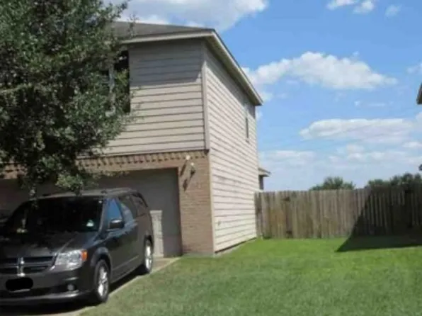 6911 Rosebud Hollow Ln, Richmond, TX 77469