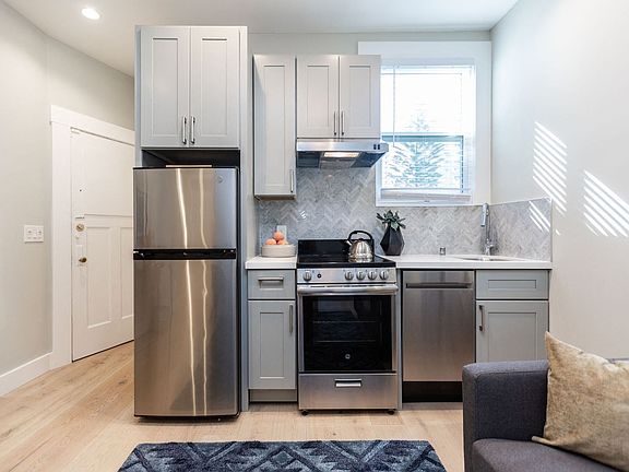 2nd image of 1146 Taylor St APT 15
