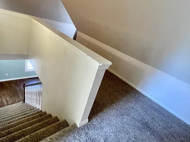 2202 Leon St — Photo 19