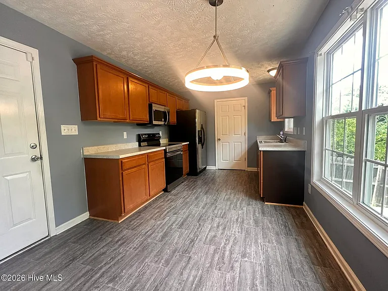 2241 Stornoway Ct — Photo 8