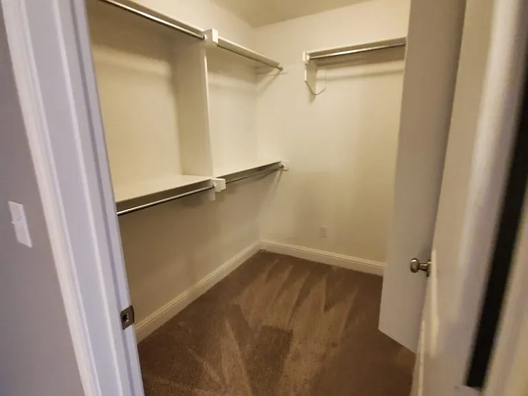 1621 Revolution Dr — Photo 6