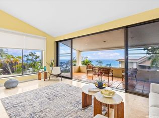 1717 Palaau St, Honolulu, HI 96821