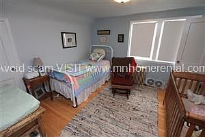 4th image of 201 Willow St S
