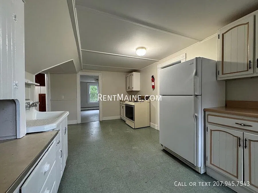 2 bed, $950 — Photo 1