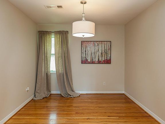 3rd image of 1206 Wisterwood Dr